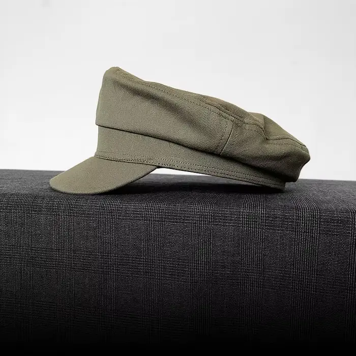 Casquette plate marine vintage, chapeau à visière tendance, béret militaire rouge rétro pour homme, 