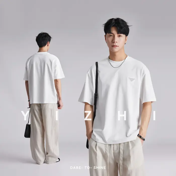 T-shirt Homme Minimaliste Logo Triangle Tendance Été 2026 Ample Respirant Doux pour la Peau Décontracté Manches Courtes