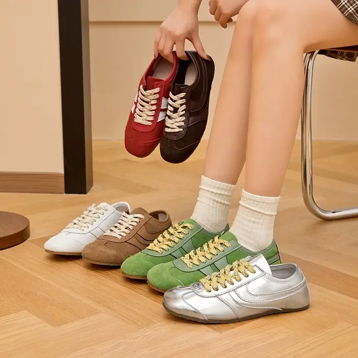 Chaussures d'entraînement allemandes pour femmes 2026 – Nouvelles baskets en cuir véritable