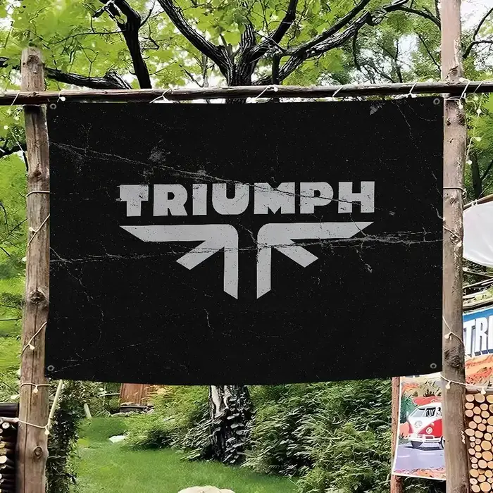 Drapeau de dessin animé avec logo T-Triumphs, bannière murale suspendue, décoration pour la maison