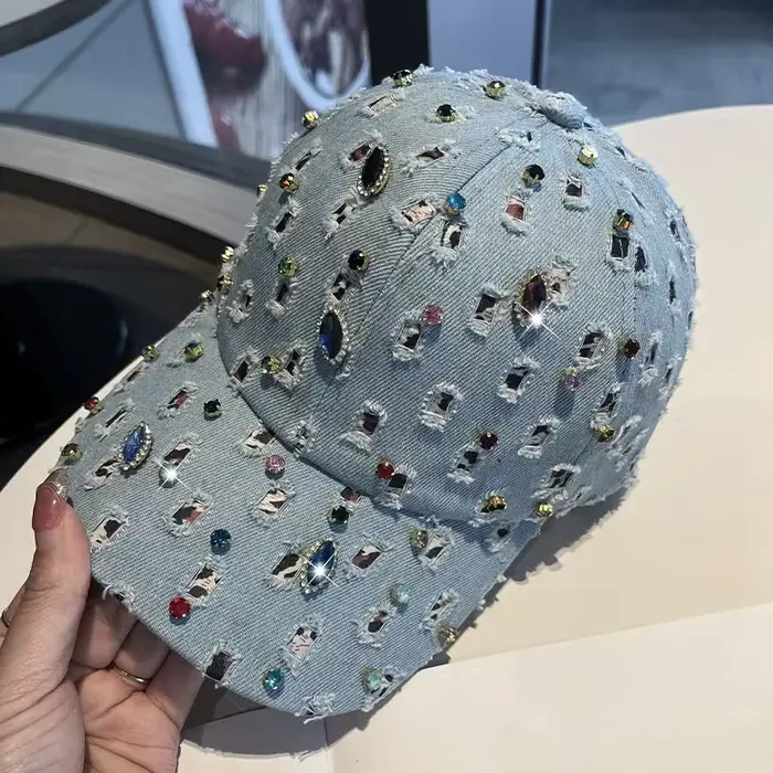 Casquette de baseball en jean incrustée de diamants pour femme, effet vieilli, entièrement ornée de 