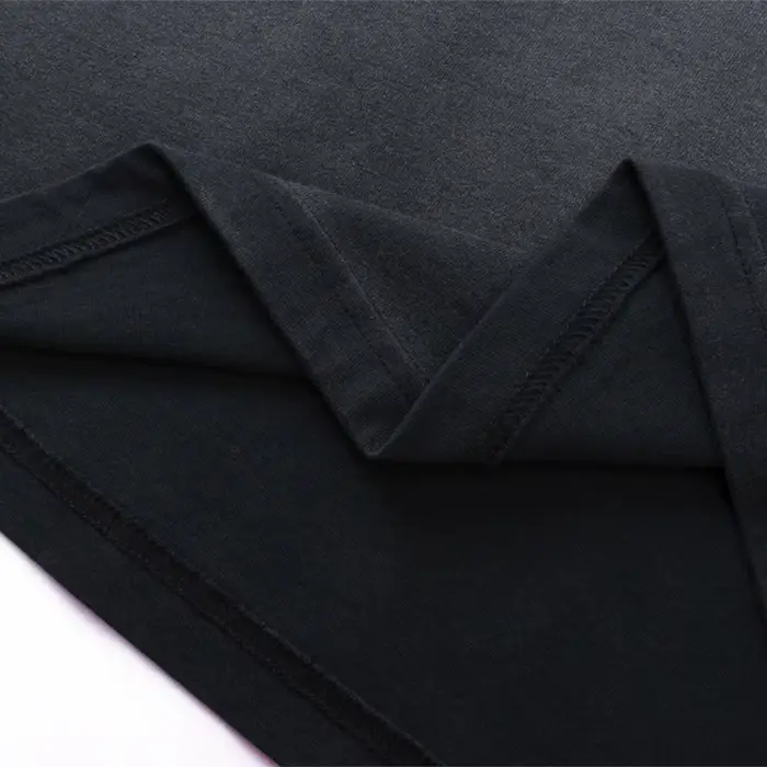 T-shirt rétro surdimensionné pour homme