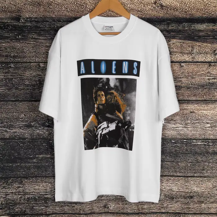 T-shirt Aliens classique