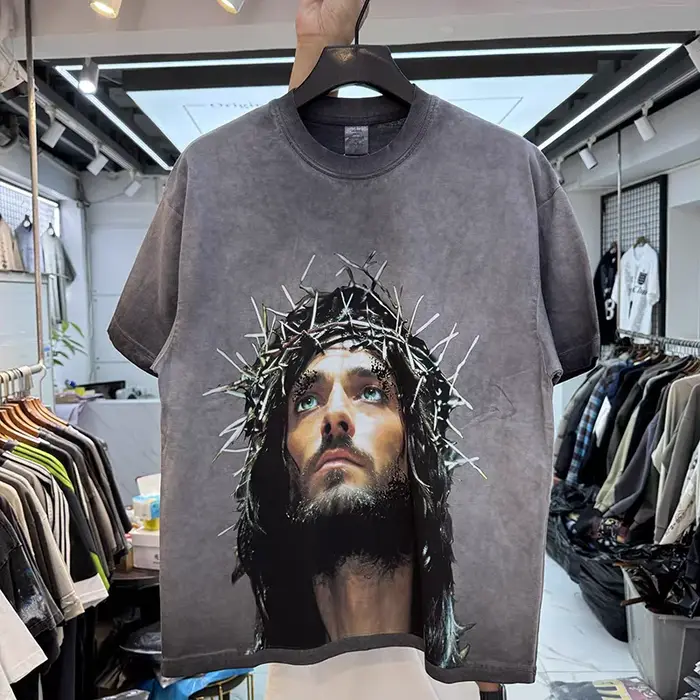 Tie dye pour vintage épine jésus imprimé T-shirt hommes femmes