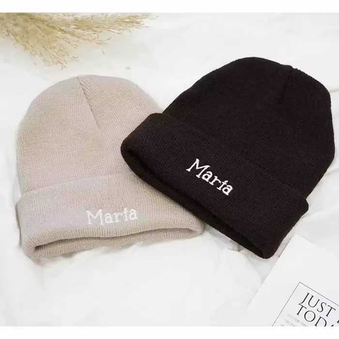 Bonnet brodé personnalisé