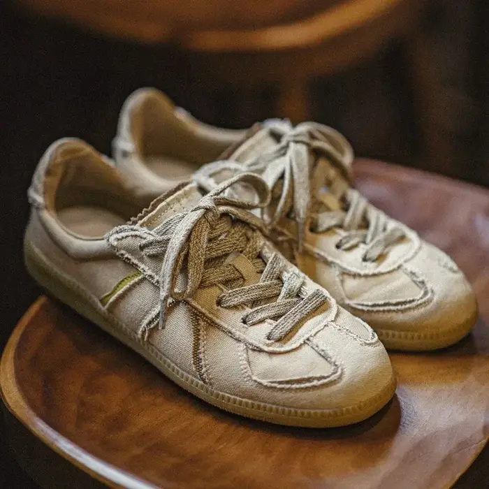 Chaussures de sport classiques allemandes à lacets