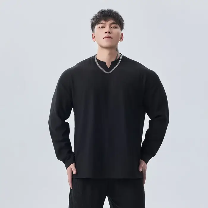 Col en v fil plissé tombant à manches longues T-shirt hommes printemps automne ample décontracté Fit