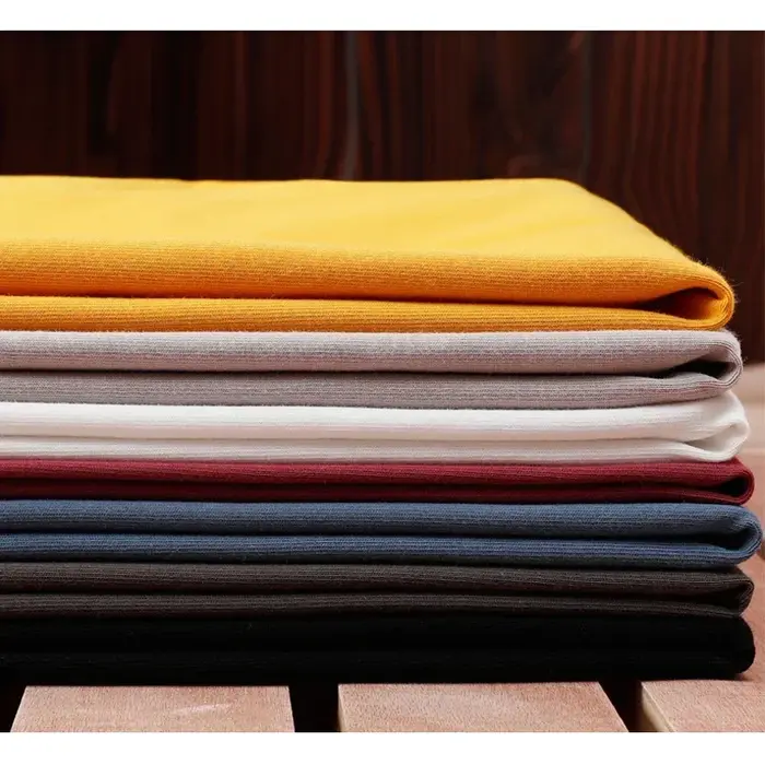 T-shirt à manches courtes et col rond pour homme