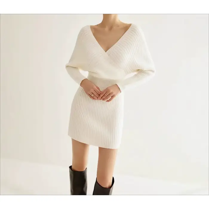 Robe tricotée enveloppée dans les hanches pour femmes