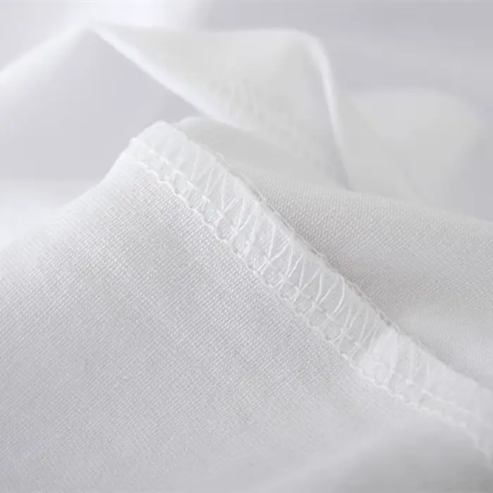 T-shirt blanc imprimé graphique parisien pour femmes