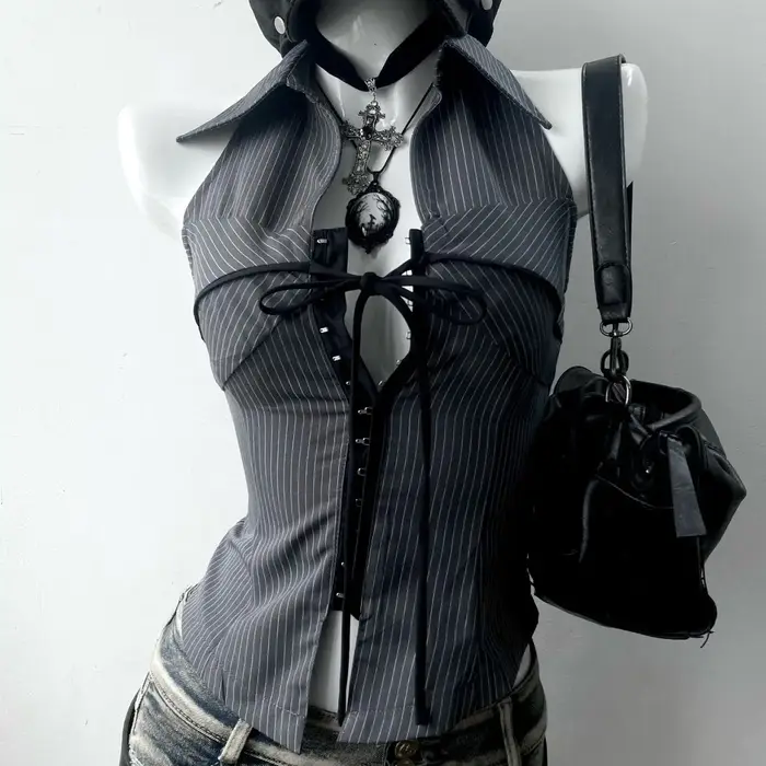 T-shirt Vintage Streetwear années 90 Slim Sexy Goth Y2k Vêtements Esthétique Harajuku High Street Stripe Laceup Mode d'été Grunge Tee