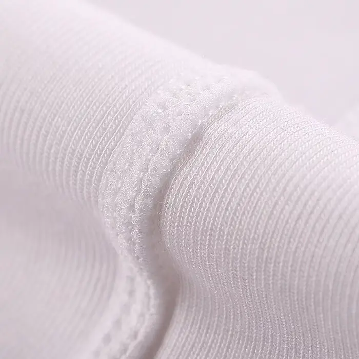 T-shirt moulant à manches mi-longues