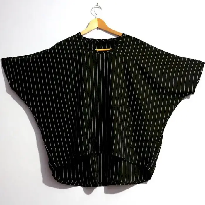 T-shirts Oversize pour Femmes et Hommes – Design Inspiré de la Baseball, Manches Rayées, Tendance Es
