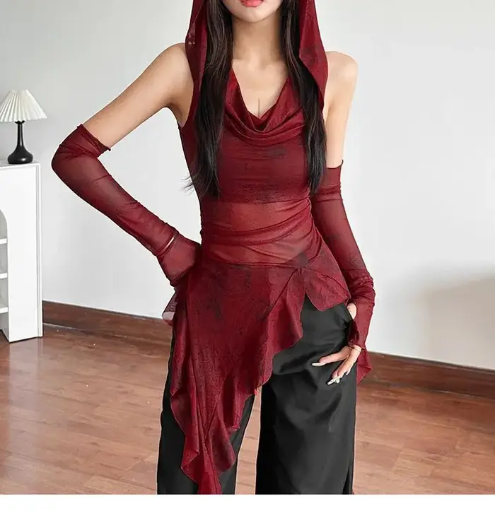 Haut en maille rouge transparente, t-shirt à capuche streetwear, hauts à manches irrégulières à vola