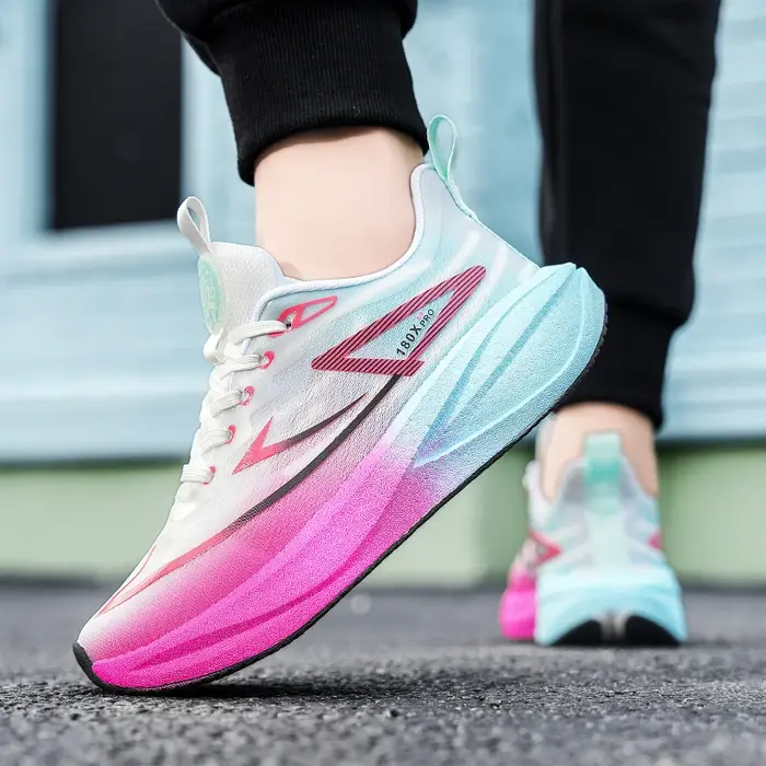 Chaussures de sport tendance pour hommes : baskets de basketball