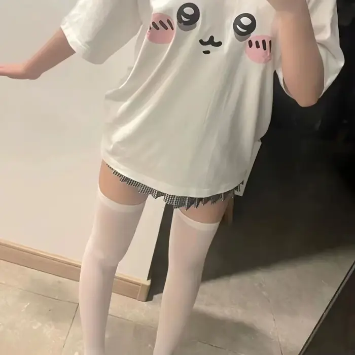 Japonais blanc doux T-shirt Kawaii dessin animé Expression impression