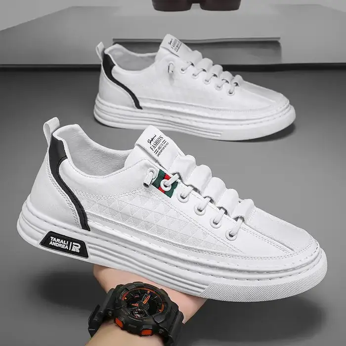 Baskets décontractées et tendance pour homme, polyvalentes et à la mode, à bout rond, avec empeigne 