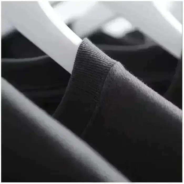 T-shirt à manches courtes avec imprimé graphique du rappeur français Diamant Noir Werenoi