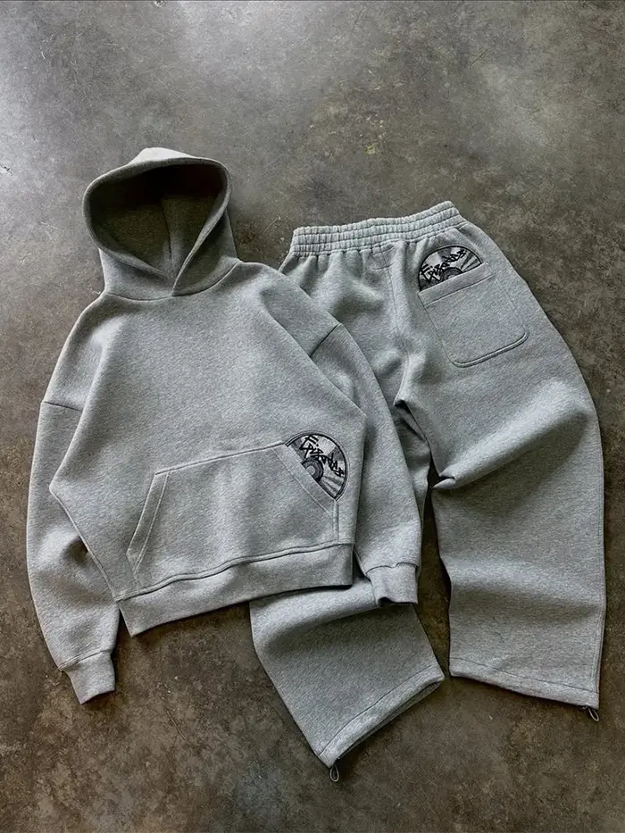Ensemble Sportif Homme Tendance 2026 : Sweat à Capuche Brodé Y2K Harajuku et Pantalon de Survêtement